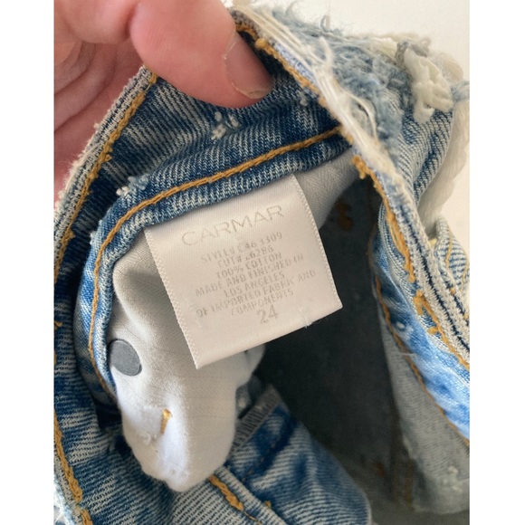 Carmar LA Distressed High Rise Roll up Jean Shorts size 24 - Picture 5 of 6